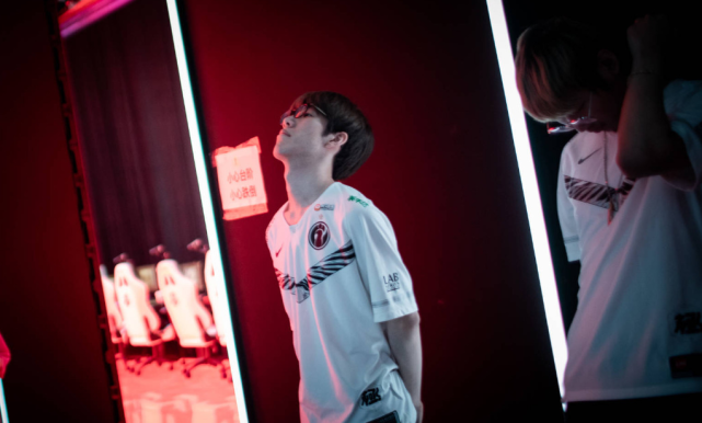 也让外界更 也让外界更